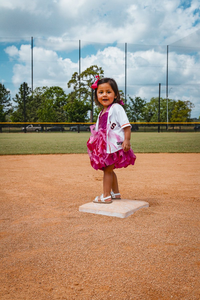 V.Ocañas tweet media