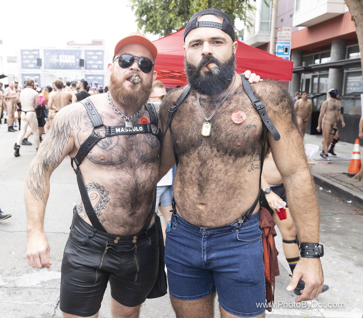 Dot the Photographer tweet media