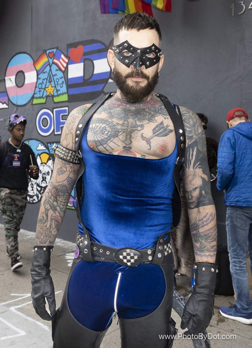 Dot the Photographer tweet media