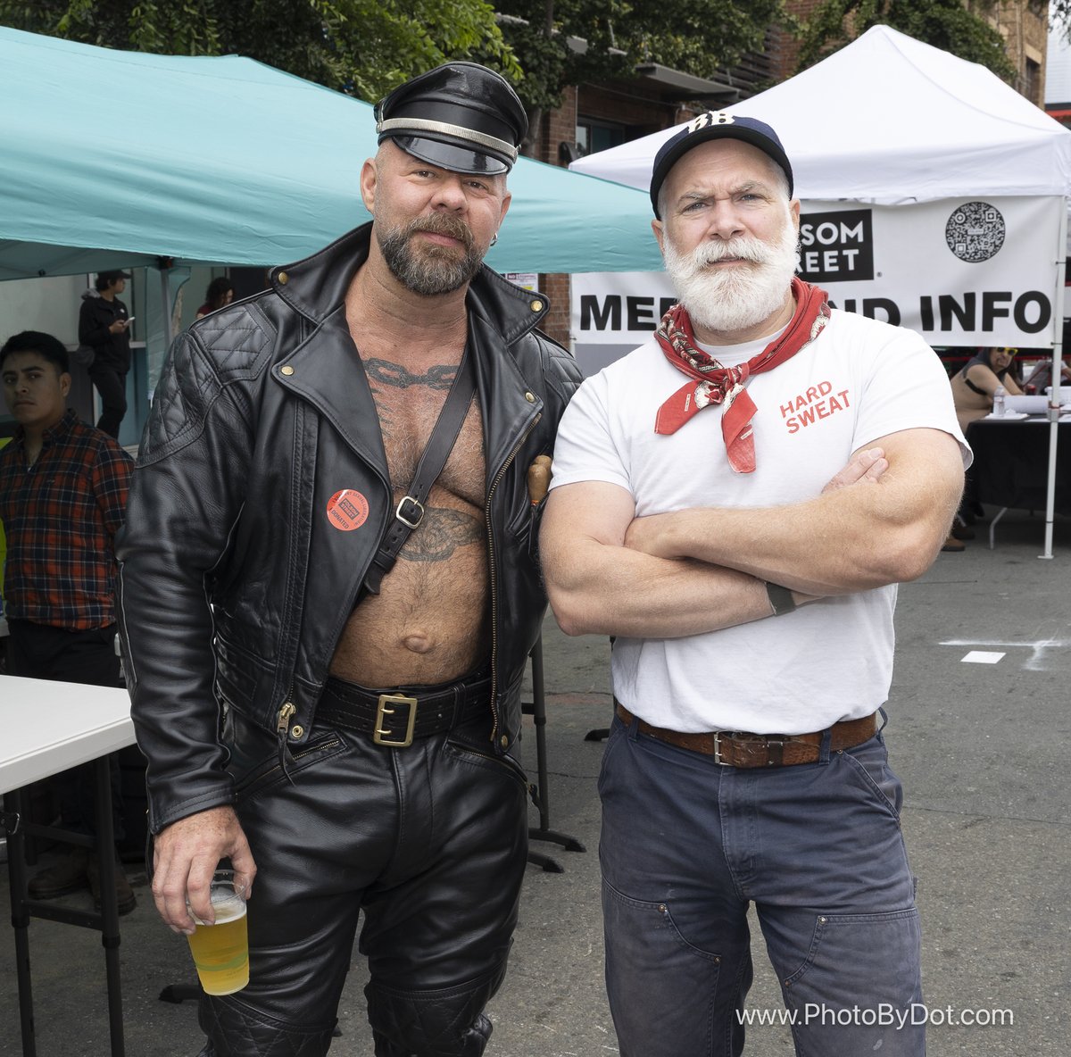 Dot the Photographer tweet media