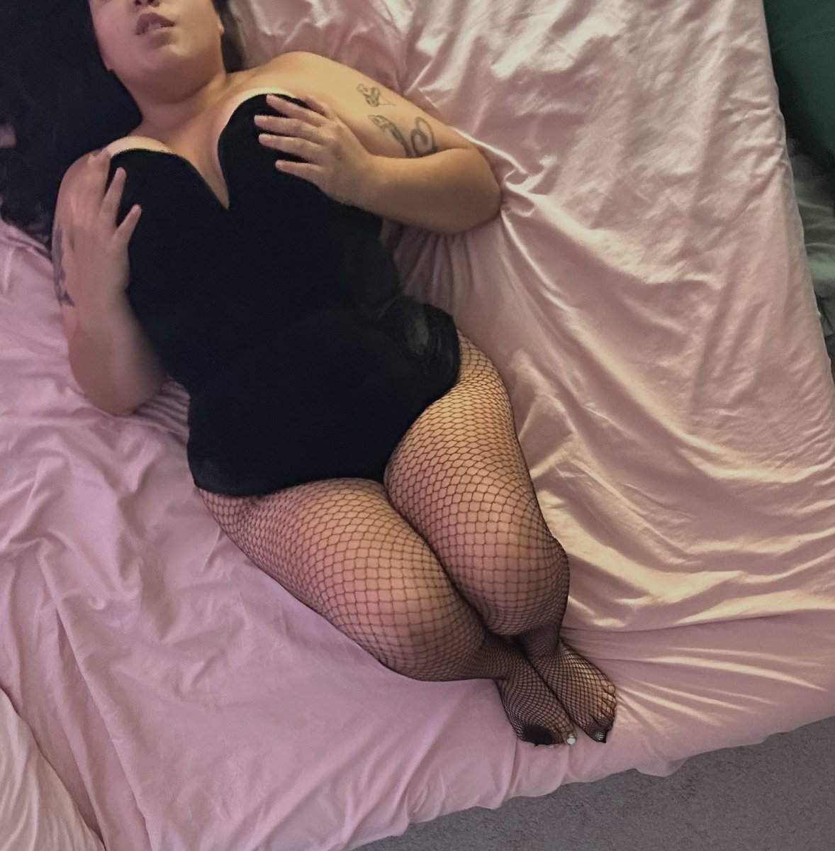 lilangelbbyella's tweet photo. lonely little bunny girl 🤍🐇 https://t.co/d47ctdoHAx