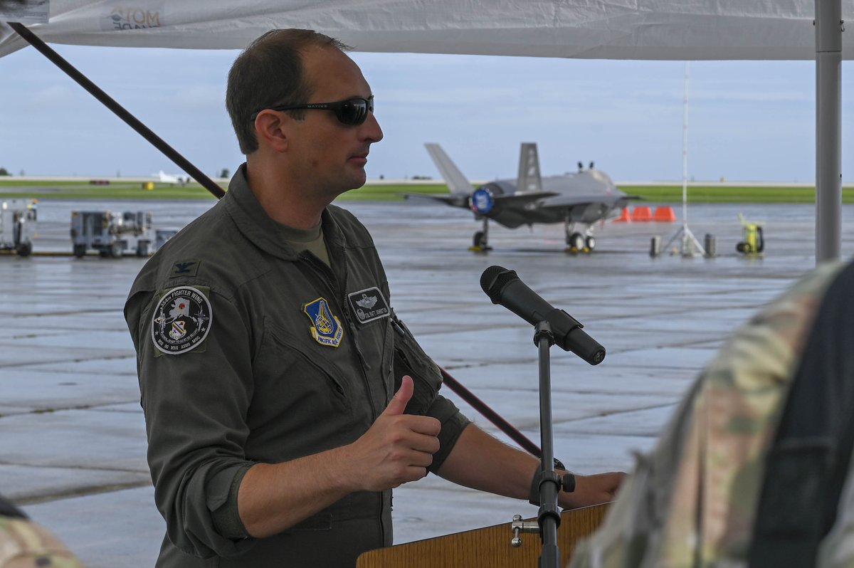 EielsonAirForce's tweet image. Recently, the 354th AEW hosted SECAF and CMSAF as well as key congressional leaders in Guam during exercise REFORPAC.

During the visit, 354th leadership briefed about the AEW’s role and mission in the exercise.

#REFORPAC25 #DLE2025 #ReadyAF