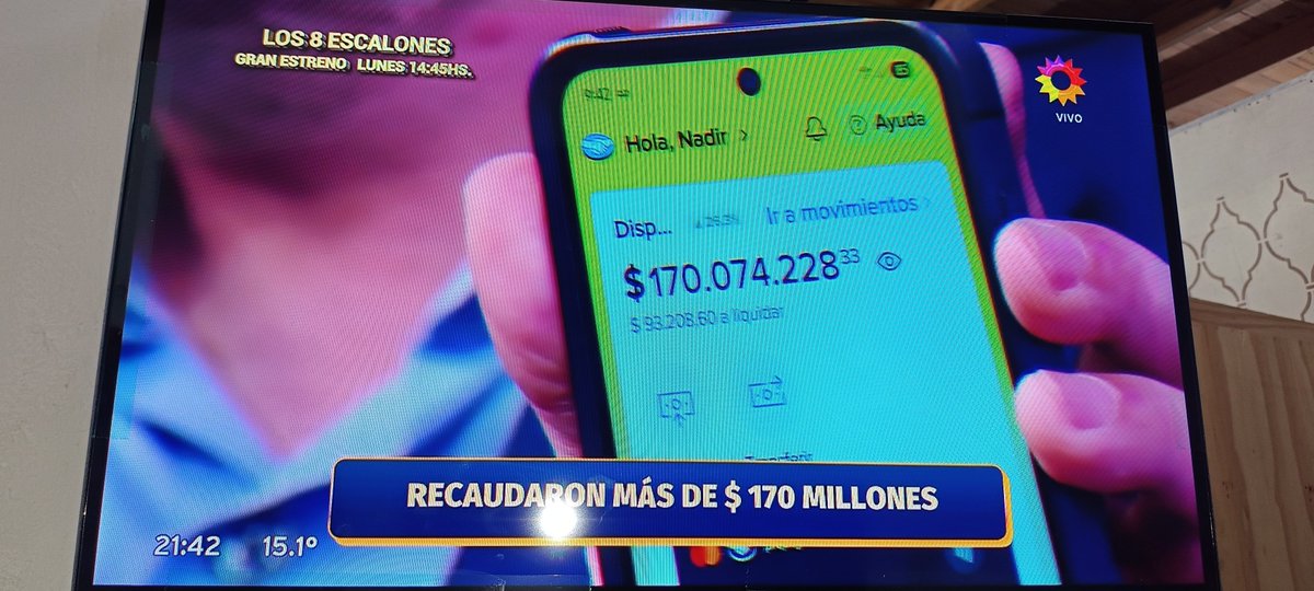 pabloenfoco's tweet photo. La Casa Garrahan acaba de recaudar $175 millones en #BuenasNochesFamilia.
Juan Carlos Baglietto, Lito Vitale y miles de argentinos dejaron en claro que: nadie se salva solo y Argentina es solidaria.
Para Milei que lo mira por TV. https://t.co/u03zIy4onE
