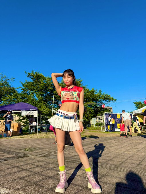 NananeのTwitter画像37