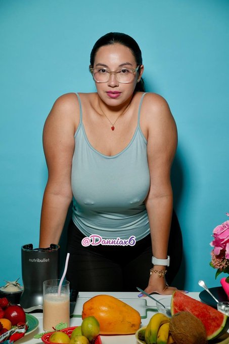 Watch DANNIAX69's leaked NSFW photo on TwXstars