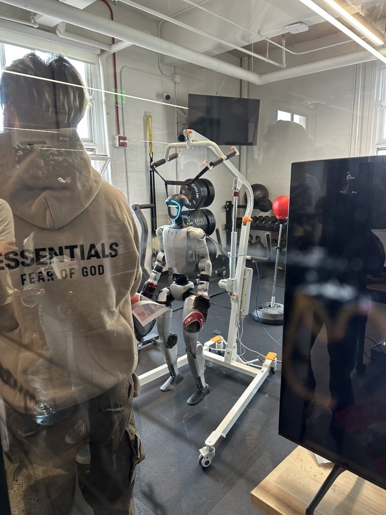 Greg Gambatto tweet media