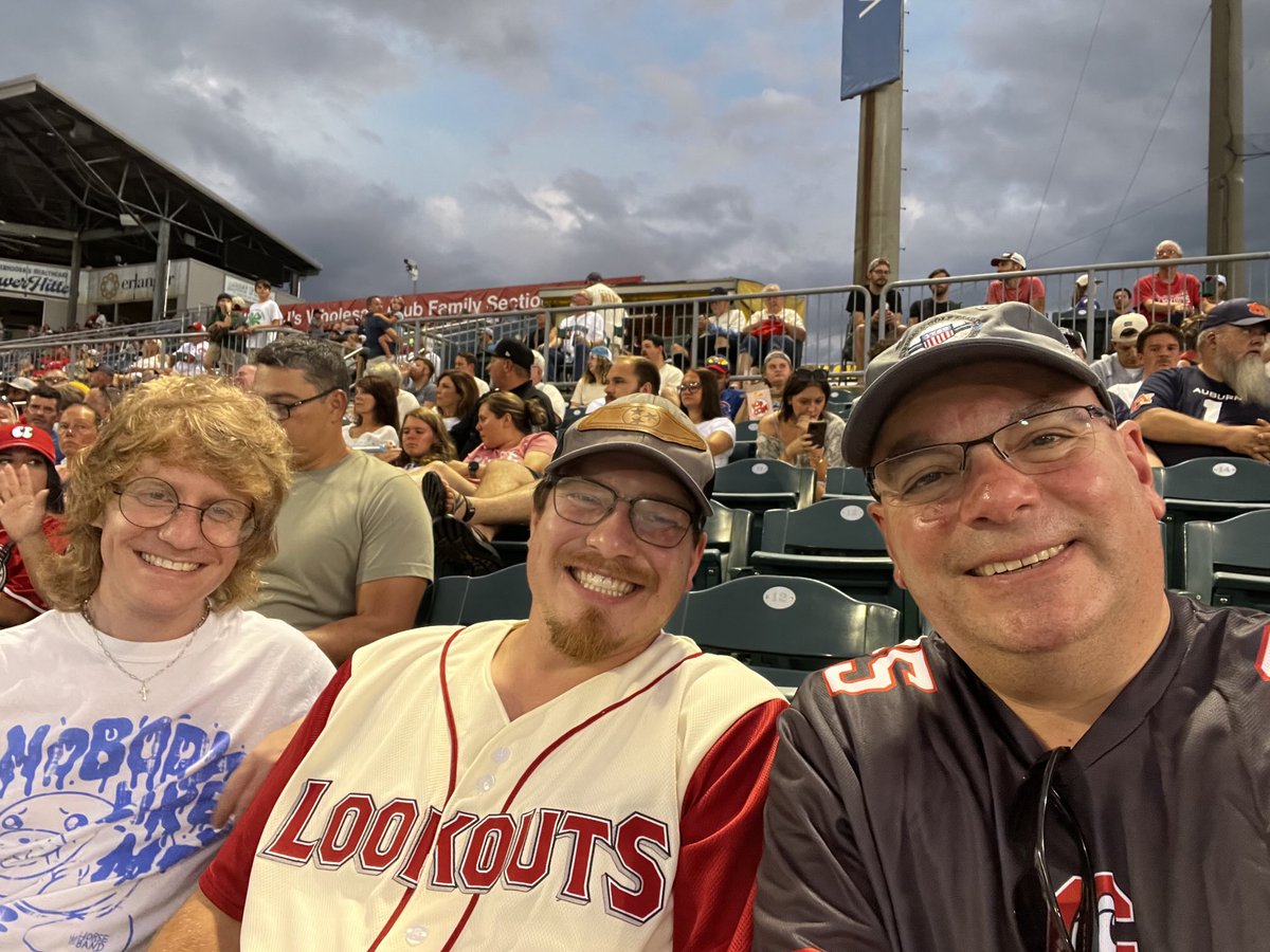 f3ramrod's tweet photo. #EPBSELFIESINTHESIXTH https://t.co/9aniQoJiOx