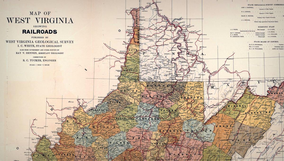 WVExplorer's tweet photo. A historic dispute created the unique northern panhandle of West Virginia. https://t.co/i6DMAlJk5V via @WVExplorer #ExploreWV #westvirginiaexplorer #OhioRiverValley https://t.co/hEqX7WiR7M