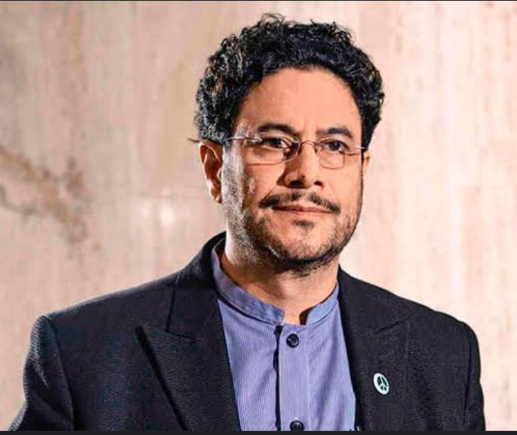 Ahora que Álvaro Uribe ha sido condenado formalmente, ¿Qué le dice a este caballero?