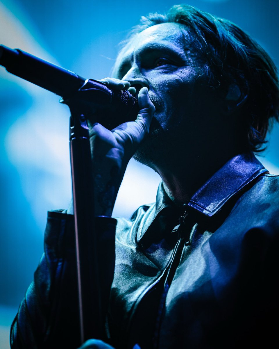 sevaunaaa's tweet photo. finally got my incubus photos up! 
the rest of the gallery is live on instagram 🖤 https://t.co/JnJSJ1IK7n