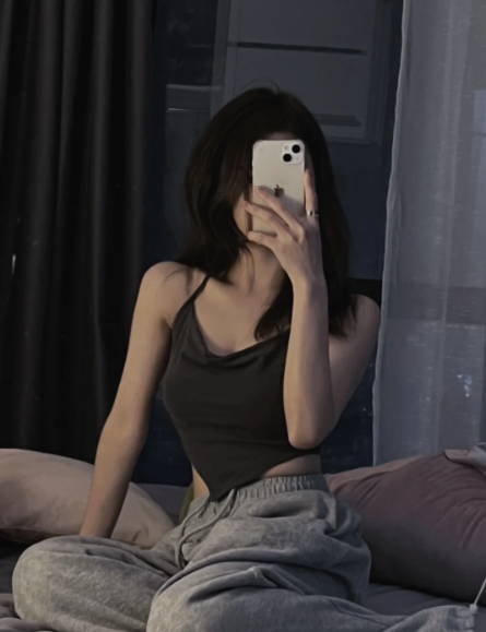 IntoThe0Dream's tweet photo. Flash selfie in the mirror without showing face 🤳 hot girl photo shoot outfit https://t.co/eaSr0DpluO