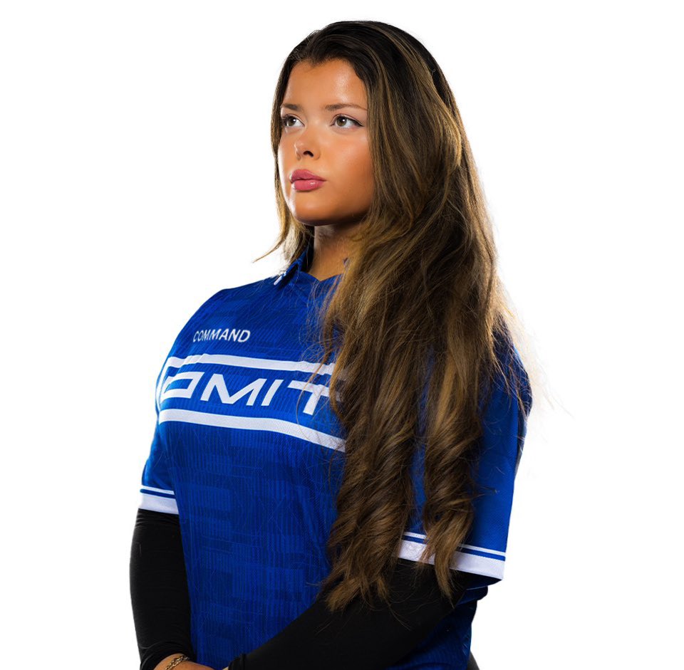 Command | Luminon Gaming (@commandstation) on Twitter photo Also got some HCS Player card photos. Definitely didn't deserve it but I'm grateful for the <a href="/HCS/">Halo Esports</a> media team for doing this. Also got some HCS Player card photos. Definitely didn't deserve it but I'm grateful for the <a href="/HCS/">Halo Esports</a> media team for doing this.