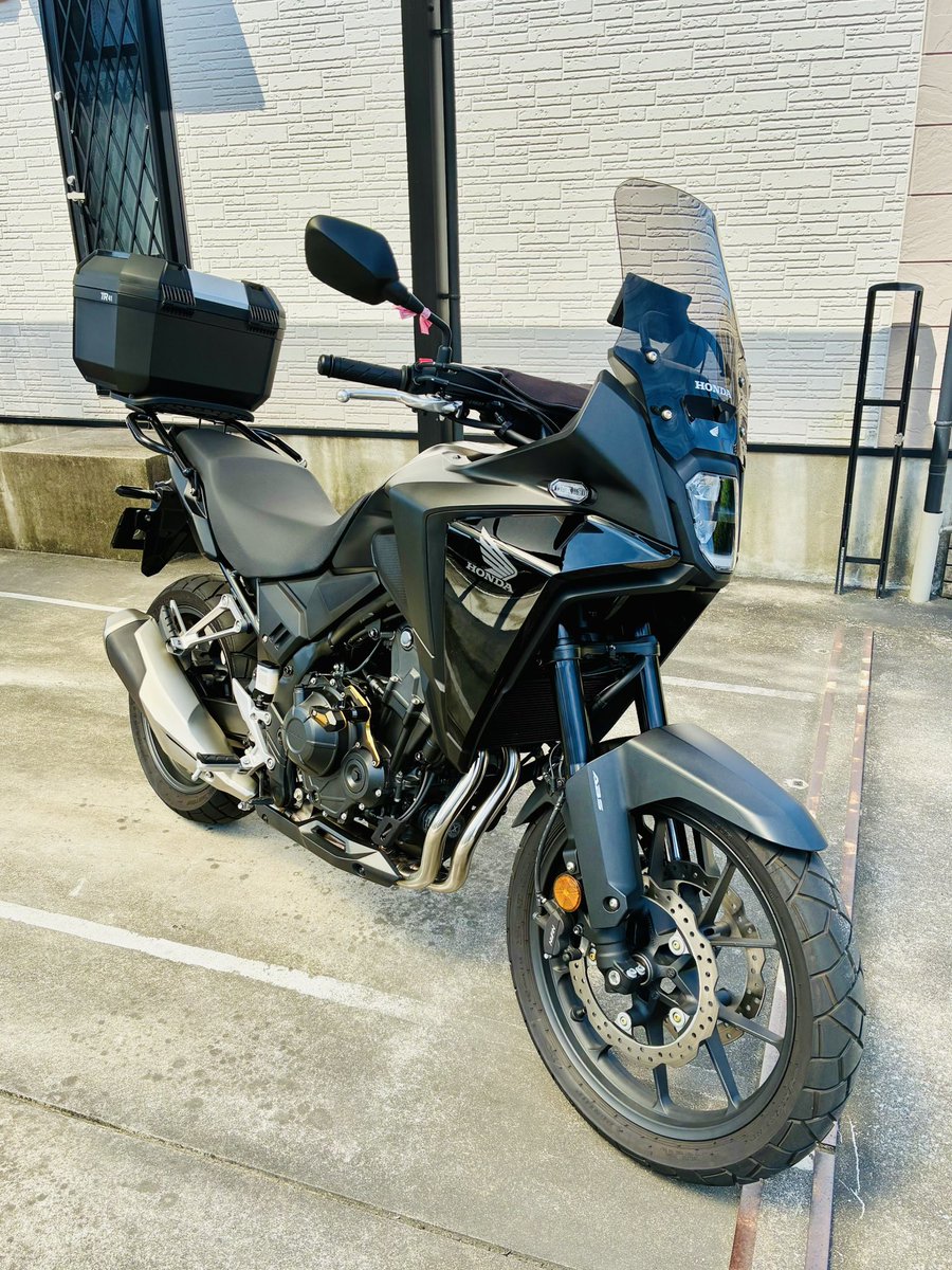 先週ビーナスツーリング頑張ってくれたので「俺号NX」ピカピカ✨にしてからトップケース付けたった👍
カッコエェ〜🤤（自己満）
٩( ᐛ )و