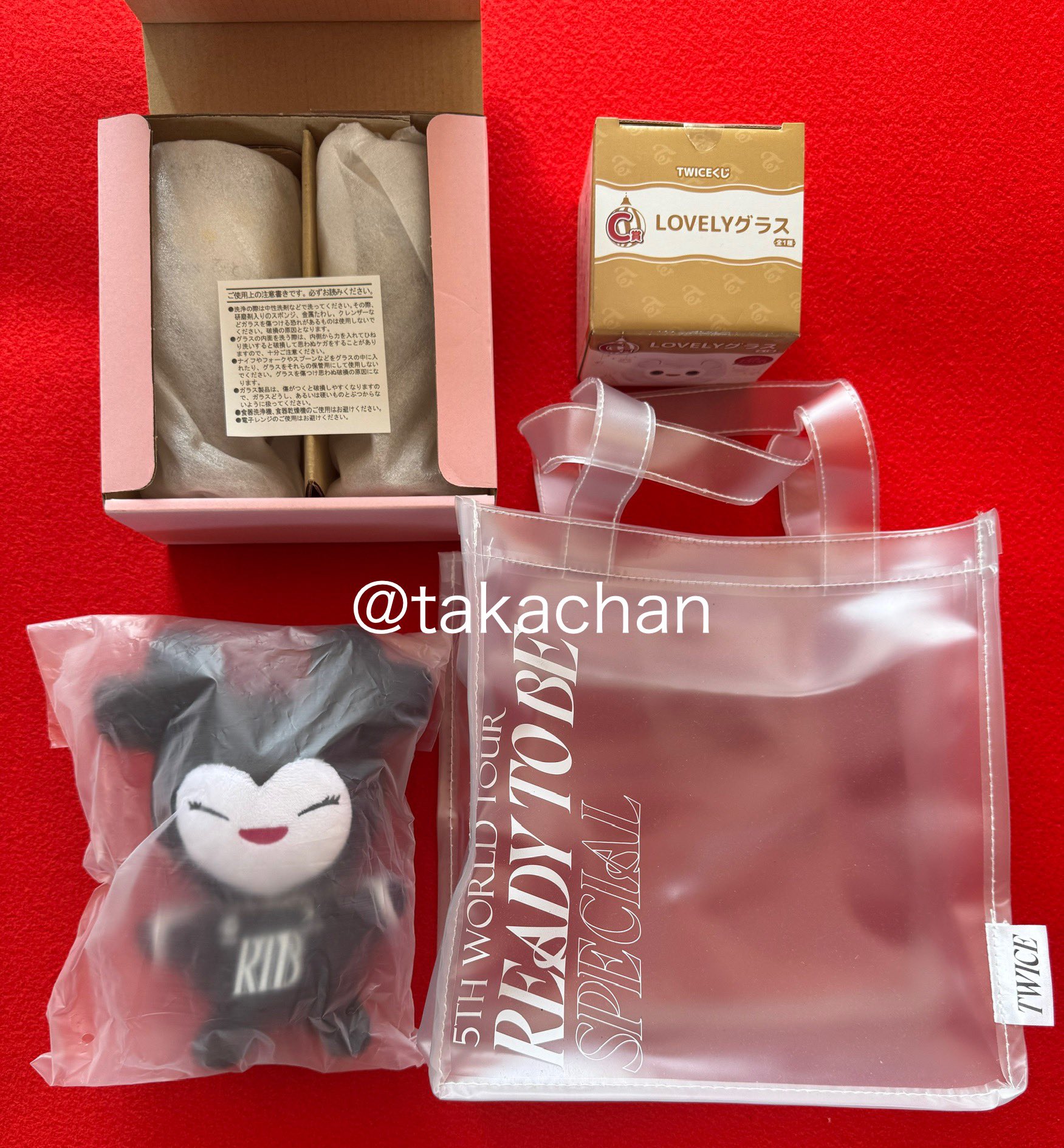 TWICE グッズ各種 値下げ受け付けてます！ Gt2qWbbbwAIDs4u.jpg