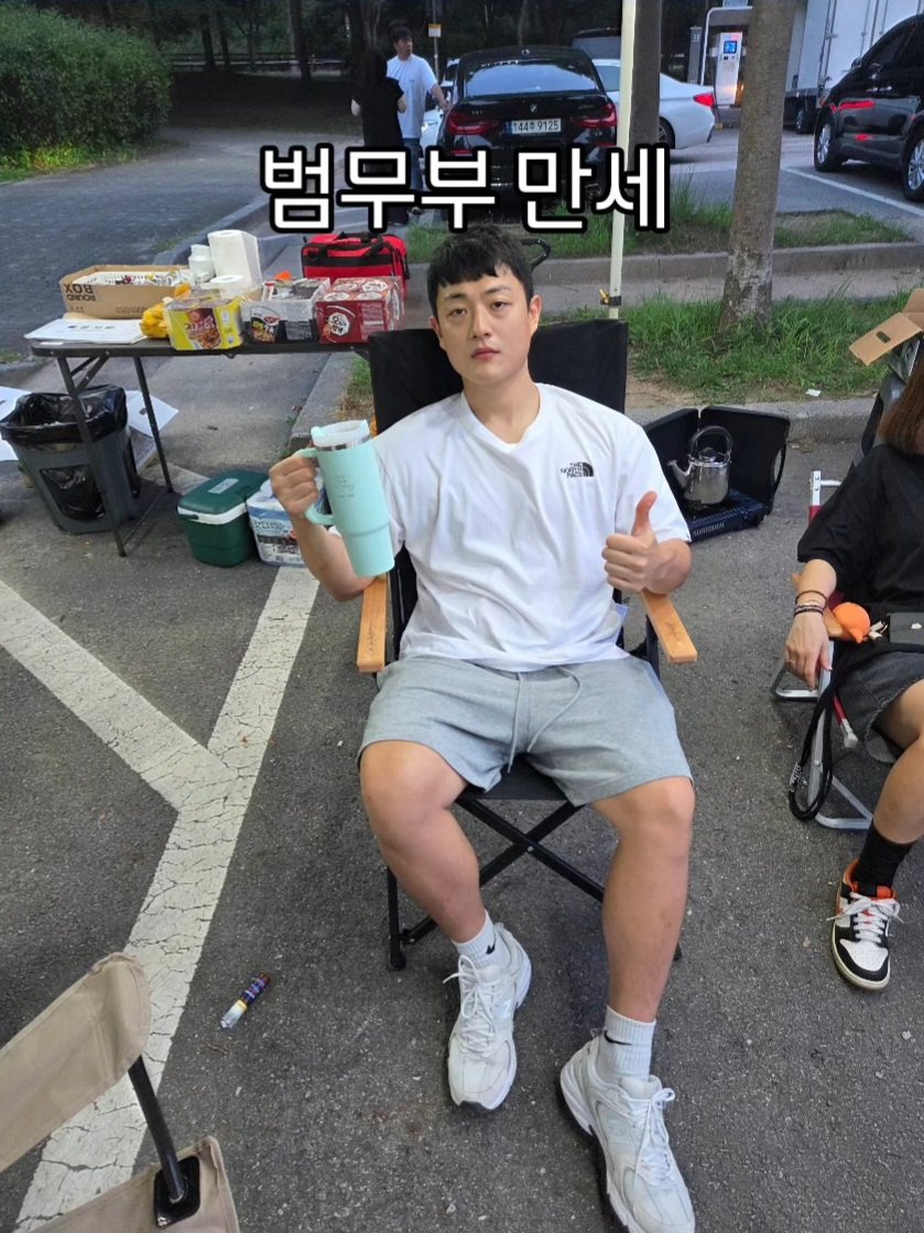 SB_ONLY_'s tweet photo. 은둔고수 태백호 오라오라오라오라 … https://t.co/BXM2LP6GoD
