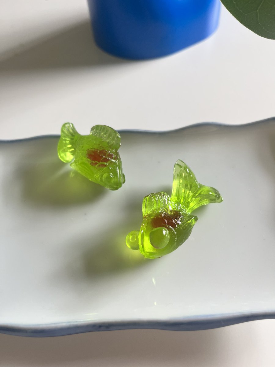 中身透けててかわいいし
食感も本物に近いし(金魚食べたことはない)
味もおいしい(黄緑はマスカット味)
ダイソーすごい
#DAISO #金魚グミ #魚好きな人と繋がりたい