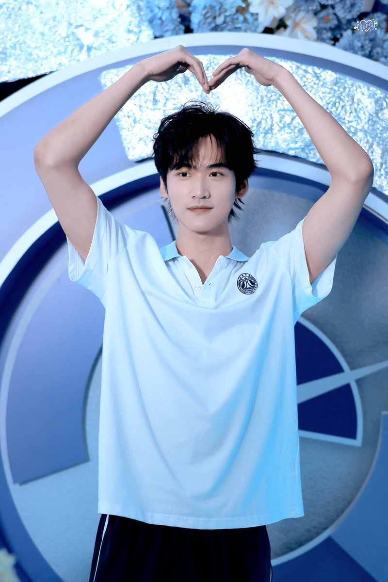 ForCdrama's tweet image. MGTV modern drama #NeverEndingSummer starring #BaoShangen #ZhouKeyu held its booting ceremony.