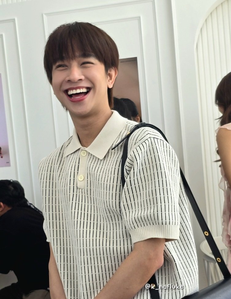 😁
#เจ้าแก้มก้อน
#fluke_natouch