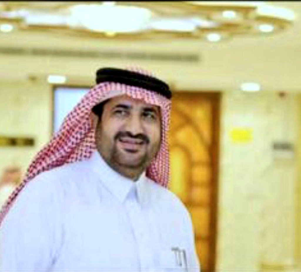 thakir70's tweet photo. أحسن الله عزائنا جميعاً في صاحب الابتسامه الجميله وطيب القلب وطيب الذكر والأثر الأستاذ ظفير سعيد العرياني
ازرع خيرا وامضِ في هذه الدنيا
فكم من بذره ��ذرتها ومضيت فأصبحت شجره استظل بها منها من استظل،أخ وصديق ومسكين وفقير وستجتمع دعوات تنير لك عتمة قبرك وتأنس وحشتك
رحمك الله وغفر لك https://t.co/D3qRcplpDA