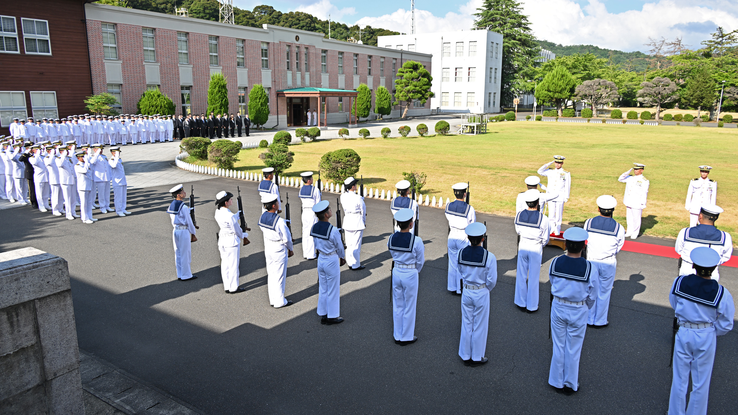 舞鶴地方総監部【公式】 (@JMSDF_mrh) / X
