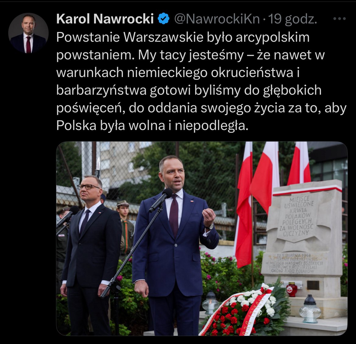 Dość niechętnie, jednak muszę się zgodzić z doktórem Nawrockim. Tak, Powstanie Warszawskie było arcypolskie – czyli romantyczne, źle przygotowane, kończące się przegraną i masakrą, było jedną z największych tragedii w dziejach Polski.
Powstanie Warszawskie to nie jest wzór do