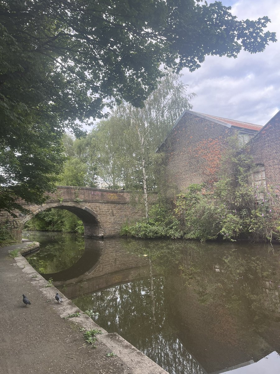 Last run in Sheffield before heading home:) Happy Saturday all xx <a href="/RunComPod/">Running Commentary</a>
