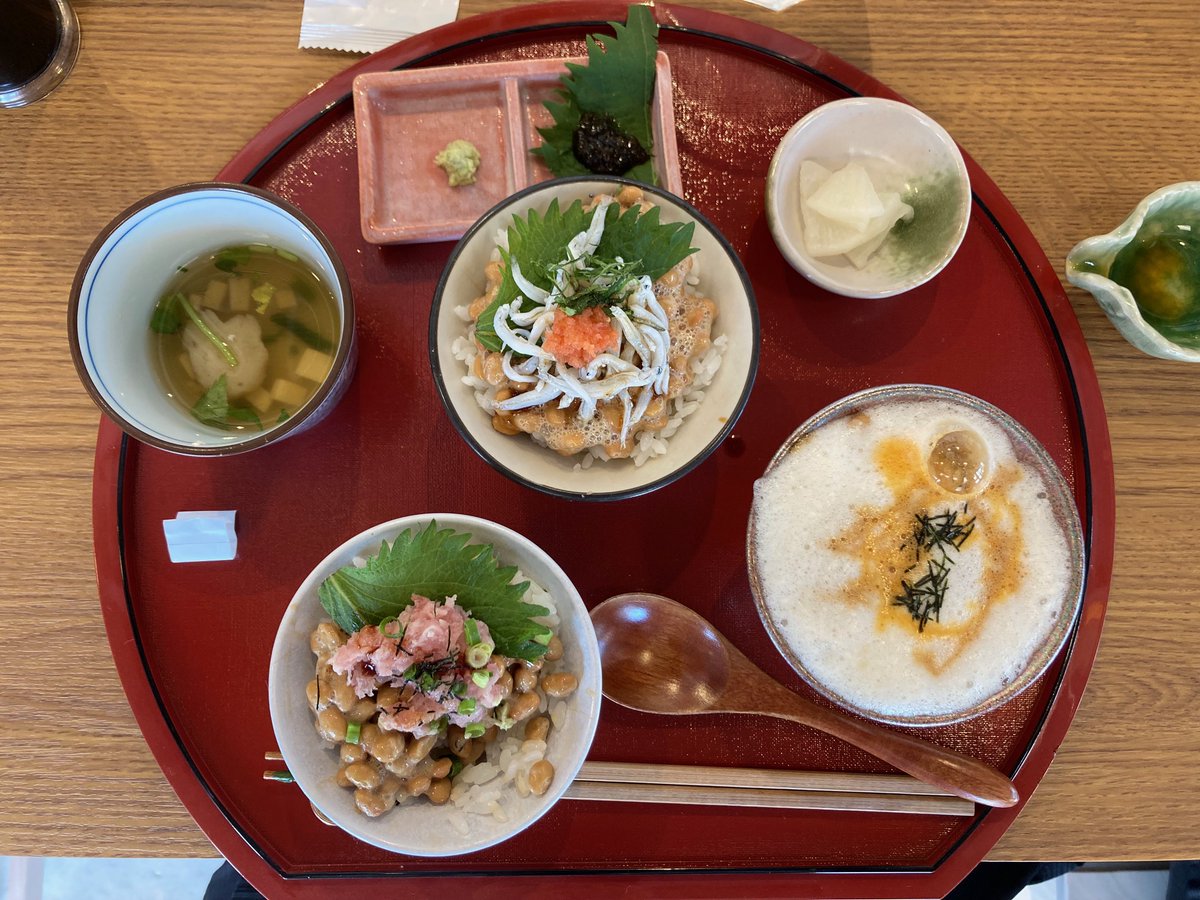 大阪谷町の　※710ガーデンカフェさんは、世界一納豆をおいしく食べられるお店です。@kome710garden
からしも、もちろん納豆の友、ごはんの友ともおいしくいただきました。
instagram.com/kome710garden