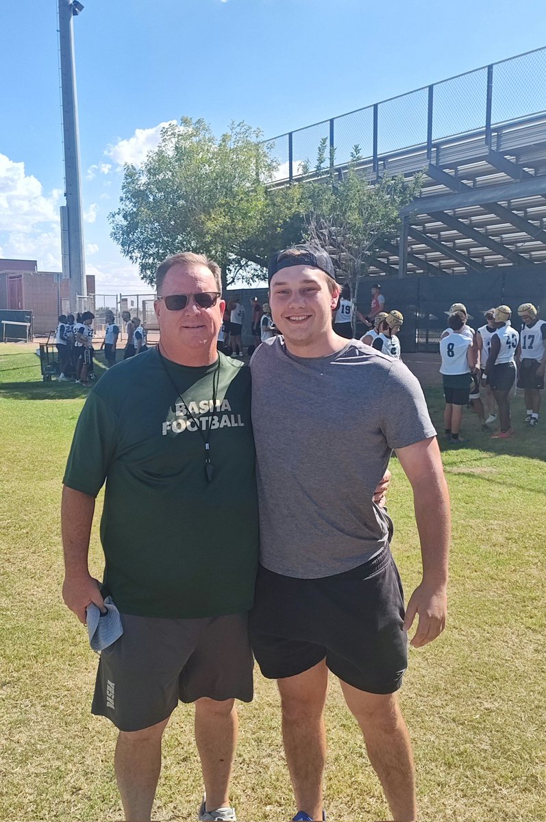 TK (@coachtkelly1) on Twitter photo Makes your day when they come back to visit right before they have to report for camp. Truly🙏 Blessed career.
<a href="/RyanBlum51/">Ryan Blum</a> <a href="/CMU_Football/">Central Michigan Football</a>
<a href="/SmGarcia00/">Samuel Garcia</a> <a href="/NMStateFootball/">New Mexico State Football</a>
<a href="/JustinmGerdes/">Justin Gerdes</a> <a href="/NelsonUFootball/">NELSON Football</a>
Good luck 2 these guys & all #trenchtown alums & Former Bears this season. Makes your day when they come back to visit right before they have to report for camp. Truly🙏 Blessed career.
<a href="/RyanBlum51/">Ryan Blum</a> <a href="/CMU_Football/">Central Michigan Football</a>
<a href="/SmGarcia00/">Samuel Garcia</a> <a href="/NMStateFootball/">New Mexico State Football</a>
<a href="/JustinmGerdes/">Justin Gerdes</a> <a href="/NelsonUFootball/">NELSON Football</a>
Good luck 2 these guys & all #trenchtown alums & Former Bears this season.