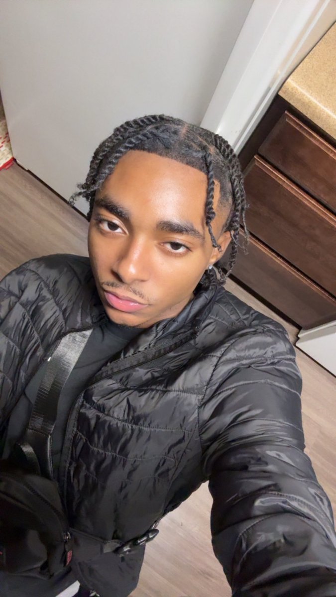 E❤️‍🔥 (@nolimitte0) on Twitter photo 