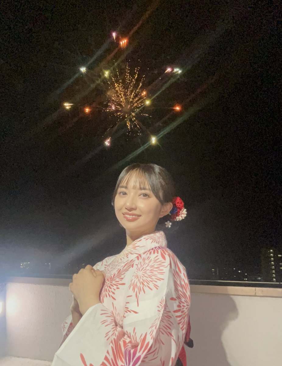 arisakomiya's tweet image. 遅くなっちゃったけど！
第78回沼津夏まつり 狩野川花火大会🎆
楽しかったね！！！

今年も布澤呉服店さんの可愛い浴衣を着させていただきました🫶
私はダイヤカラーの花火模様でした👘♦️

夏を感じられる沼津夏まつりは何回来ても最高です✨
#lovelive #Aqours