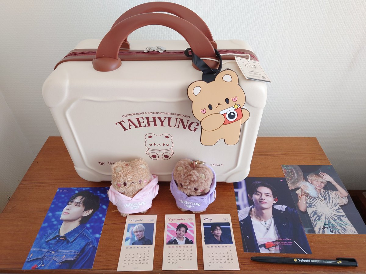tora0812 (@tora08121) on Twitter photo 可愛いグッズが届きました💜🧸
宝物が増えて嬉しいです✨
大切にします😌
大阪での展示会の開催を心待ちにしています🥰
<a href="/_nuna_V/">누나비(NUNA V)</a> 님
<a href="/_nuna_V_JP/">누나비(NUNA V) JP</a> 様
#V_Velouter 可愛いグッズが届きました💜🧸
宝物が増えて嬉しいです✨
大切にします😌
大阪での展示会の開催を心待ちにしています🥰
<a href="/_nuna_V/">누나비(NUNA V)</a> 님
<a href="/_nuna_V_JP/">누나비(NUNA V) JP</a> 様
#V_Velouter