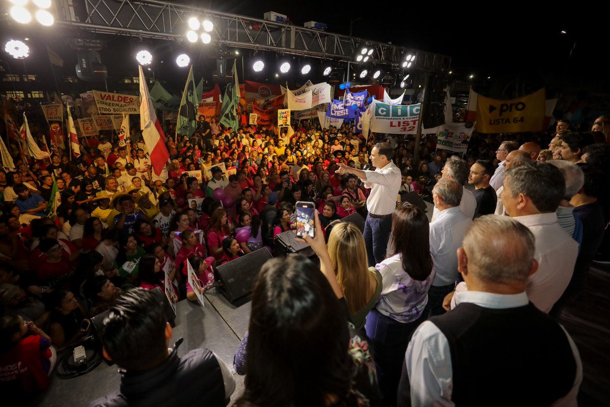 Vamos Corrientes (@vamosctesok) on Twitter photo ¡COPAMOS EL LAGUNA SECA! 💪
El crecimiento y desarrollo de la #Capital son innegables. El trabajo conjunto entre la provincia y el municipio da resultados concretos y cada barrio es testigo de lo que logramos cuando trabajamos en equipo.
Con <a href="/claudiopolich/">Claudio Polich</a> intendente, sigamos ¡COPAMOS EL LAGUNA SECA! 💪
El crecimiento y desarrollo de la #Capital son innegables. El trabajo conjunto entre la provincia y el municipio da resultados concretos y cada barrio es testigo de lo que logramos cuando trabajamos en equipo.
Con <a href="/claudiopolich/">Claudio Polich</a> intendente, sigamos