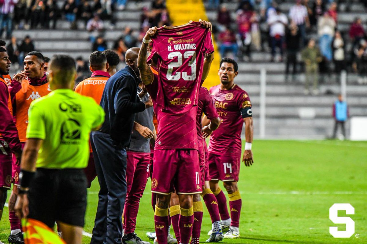 El homenaje a Newton Williams 💜🙌🏻