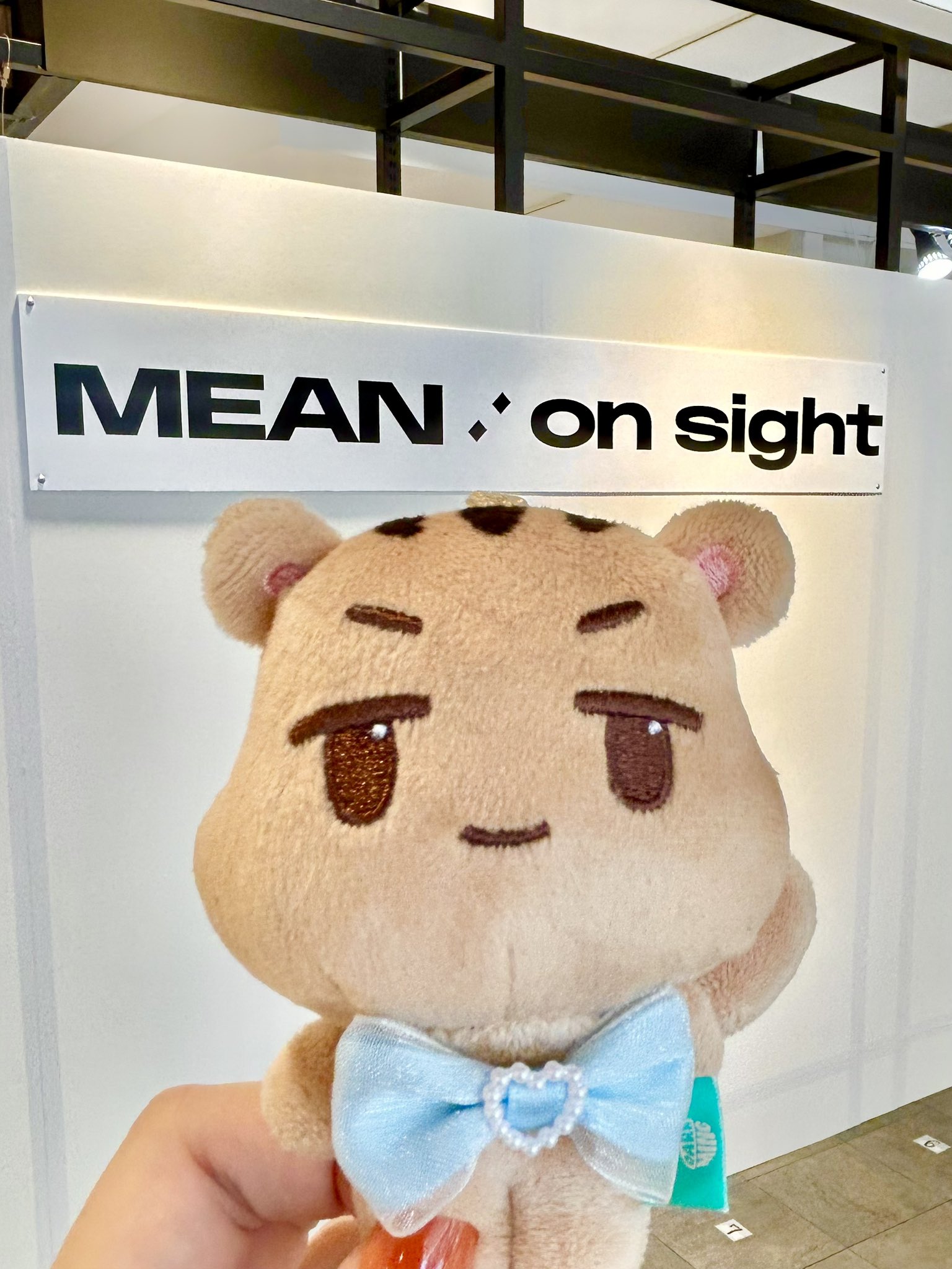 新品 ミンホ 写真展 ミノ MEAN on sight photobook フォトブック+カタログ 抜きなし MEAN : on sight ミンホ 写真展