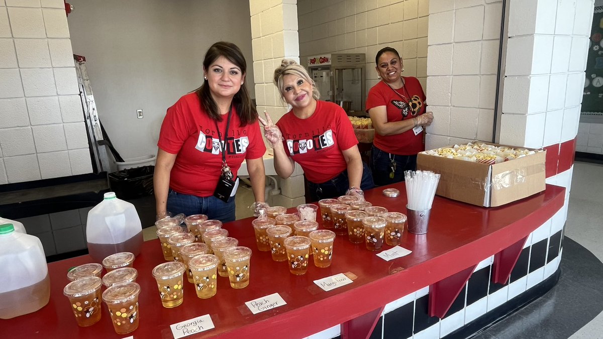 Thank you <a href="/TornilloISD/">Tornillo I.S.D.</a> for the awesome T-shirts and these awesome ladies that spoil us.  #TISDProud ❤️ 🥰