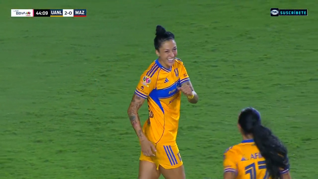 ¡Pero dónde la pusiste Jenni! Así caía el tercero de la noche. 🤯