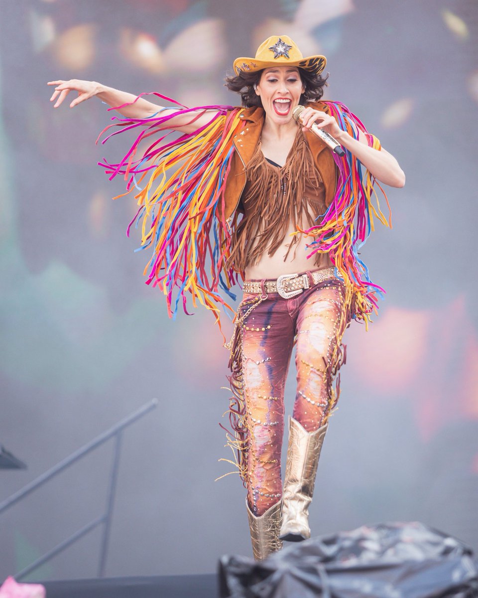 La pasamos increíble en nuestras vacaciones! Pero del escenario nunca se necesita un descanso💗💗💗