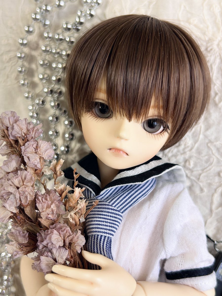 最近眠りが浅く夜中に何度も起きちゃうので、昼間の眠気がすごいです💤
今日はもう部屋でゆっくりします☺️🌼