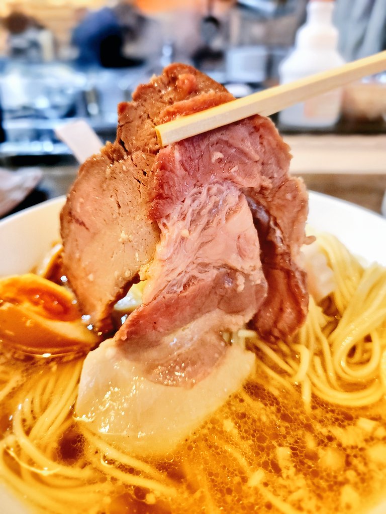 #自家製麺こうじ
４種の煮干しそば(中盛)

イカレた連食女が二杯で留めてるとコイツどっか具合でも悪いんか？
はたまた頭でもぶつけてきたのかと逆に心配させてしまう模様

そんなマスターの優しいお気遣いに甘えてFinal Nibomission

…トロトロごはんもオカワリしたかった(自重しろ)