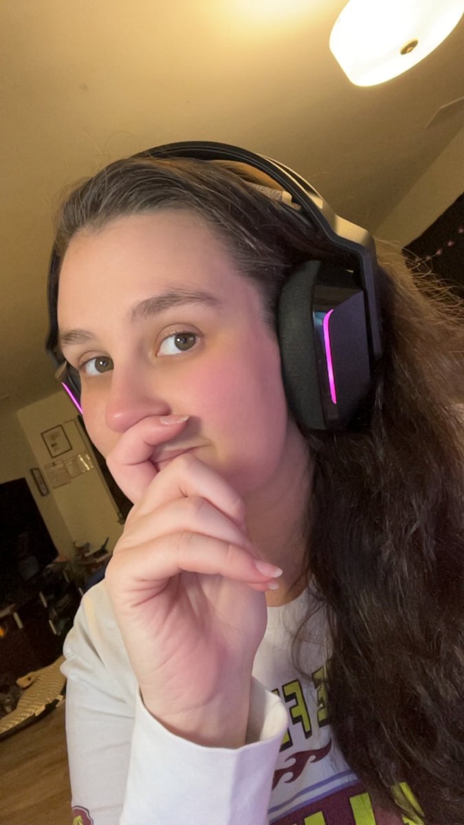 Lets Talk Just Dance 2026 and Dance To Previews ❤️ 27 Pounds Down #ubisoftpartner !socials !slay !discord

twitch.tv/cutebutsnuggly
#justdance2026