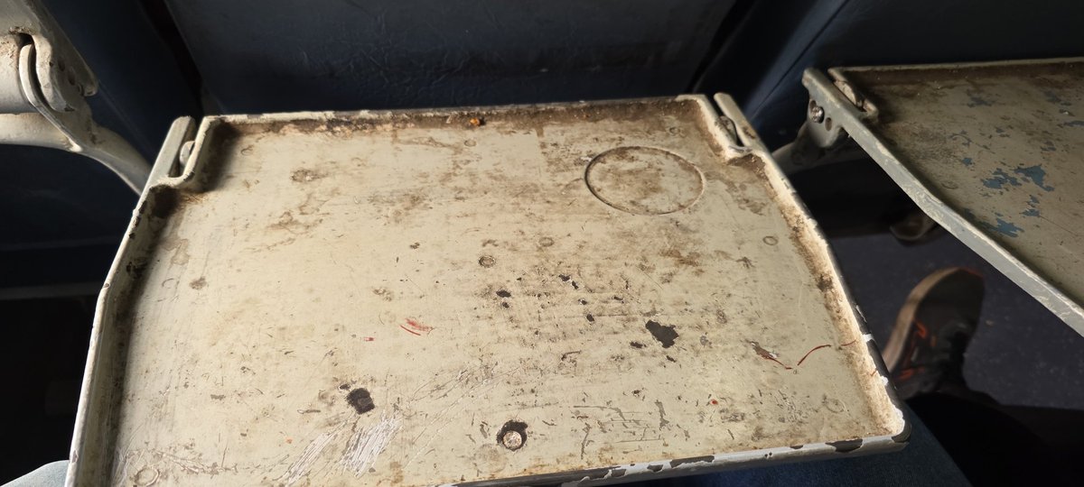 padariadhaval92's tweet photo. @IRCTCofficial @RailMinIndia Kindly check cleanliness of the seat.

TRAIN NO. - 12929/BRC INTERCITY https://t.co/U6TyVrRpKw