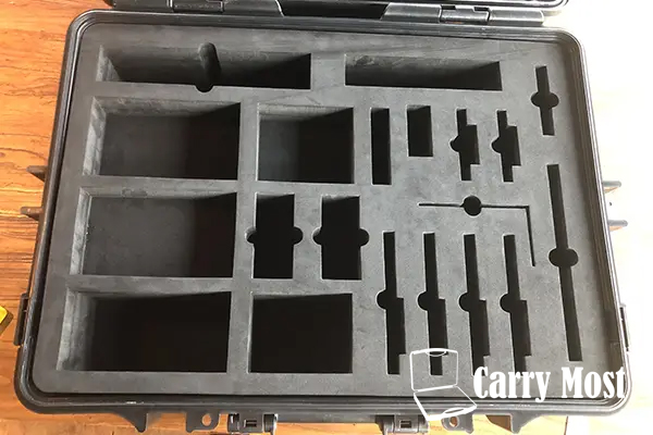 CarryMostCases's tweet image. Safeguard your gear with our protective waterproof plastic cases, perfect for a snug fit and durability!

More info: carrymost.com/product-catego…

#waterproofcase #hardcase #roadcase #fligtcase #plasticbag #toolcase #electrician #ElectricTools #DIY #customfoam #engineeringsolutions