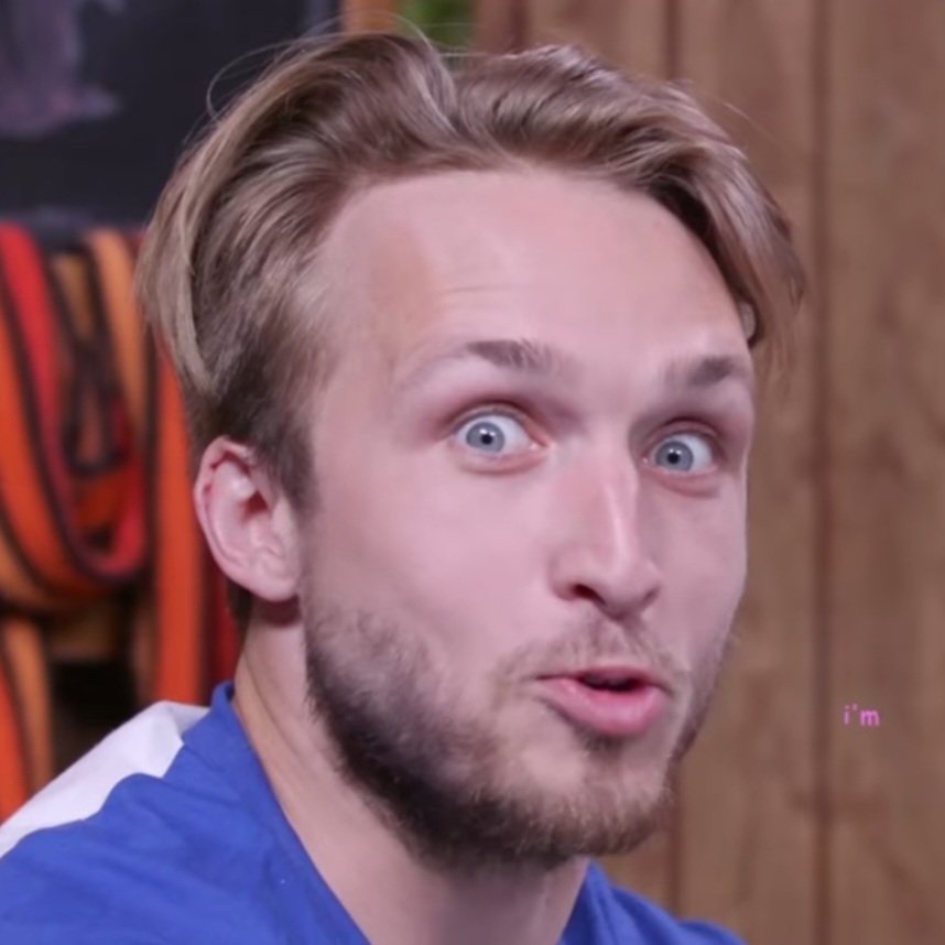 em 🎶 (@bipbopemma) on Twitter photo 