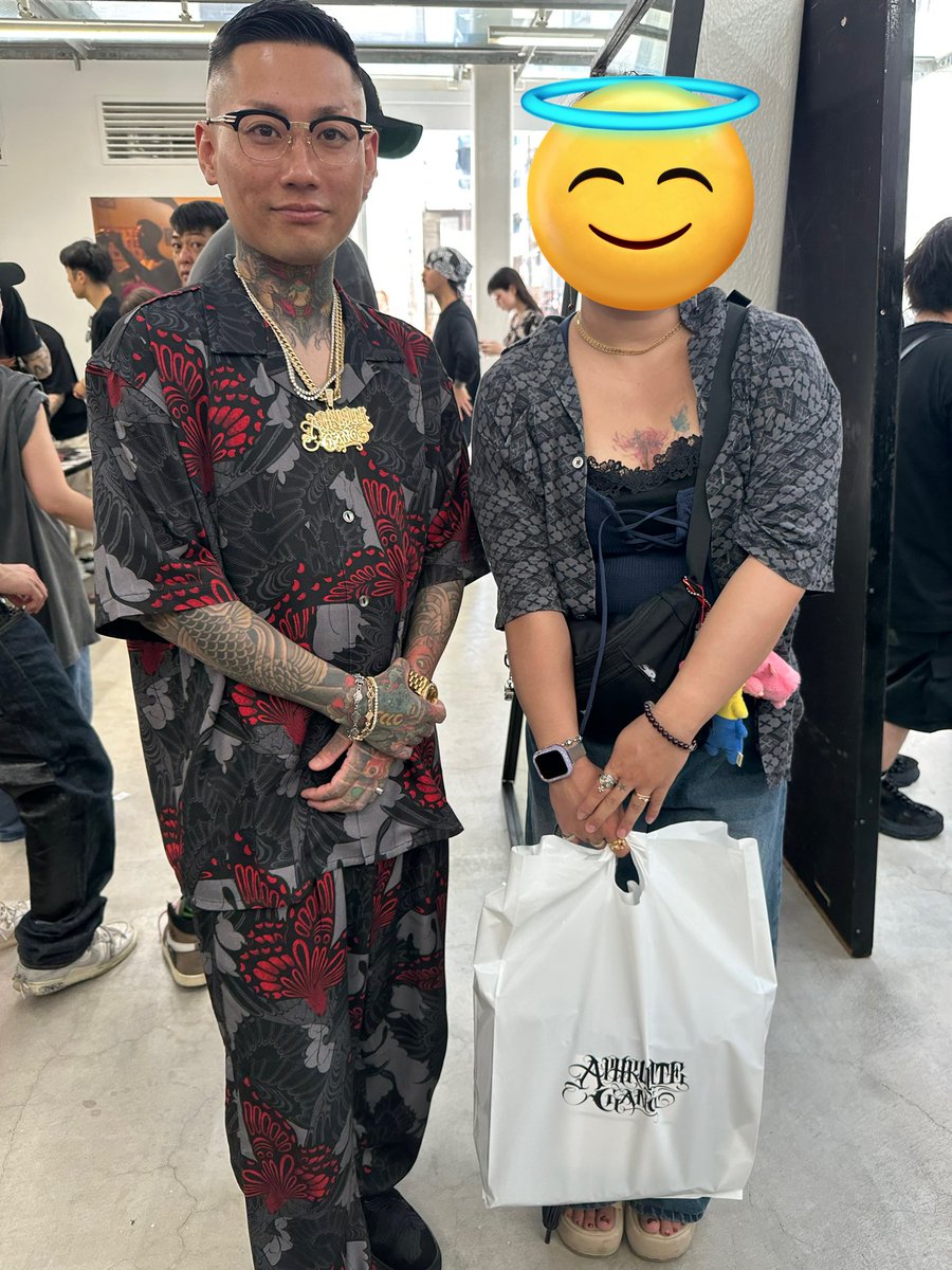 ZER0_666_fd3s's tweet photo. まじ行って良かった最高すぎっっ
DELTA9KIDさん本当にありがとうございますっ！！！
お会いできて超絶幸せだし、握手もありがとうございました😭💕
#DELTA9KID
#APHRODTEGANGHOLDINGS
#BUDSPOOL https://t.co/OYDW4ASEhZ