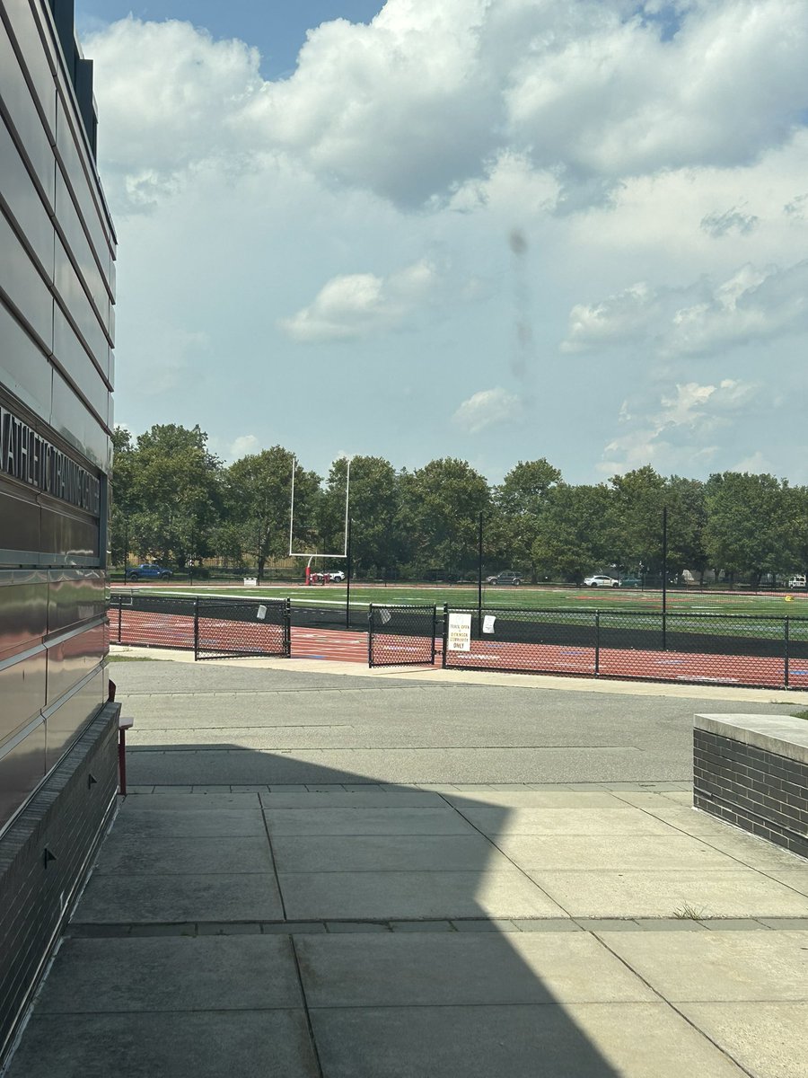 Rodrigo Fleitas-Dick (@_rodrigofleitas) on Twitter photo Had a great official visit at <a href="/DsonRedDevils/">Dickinson Red Devils</a> . Thank you Coach Fordyce and all the staff for giving me a tour and great time. <a href="/CoachFordyce_DC/">Brad Fordyce</a> <a href="/DmassFootball/">Damascus Football</a> Had a great official visit at <a href="/DsonRedDevils/">Dickinson Red Devils</a> . Thank you Coach Fordyce and all the staff for giving me a tour and great time. <a href="/CoachFordyce_DC/">Brad Fordyce</a> <a href="/DmassFootball/">Damascus Football</a>