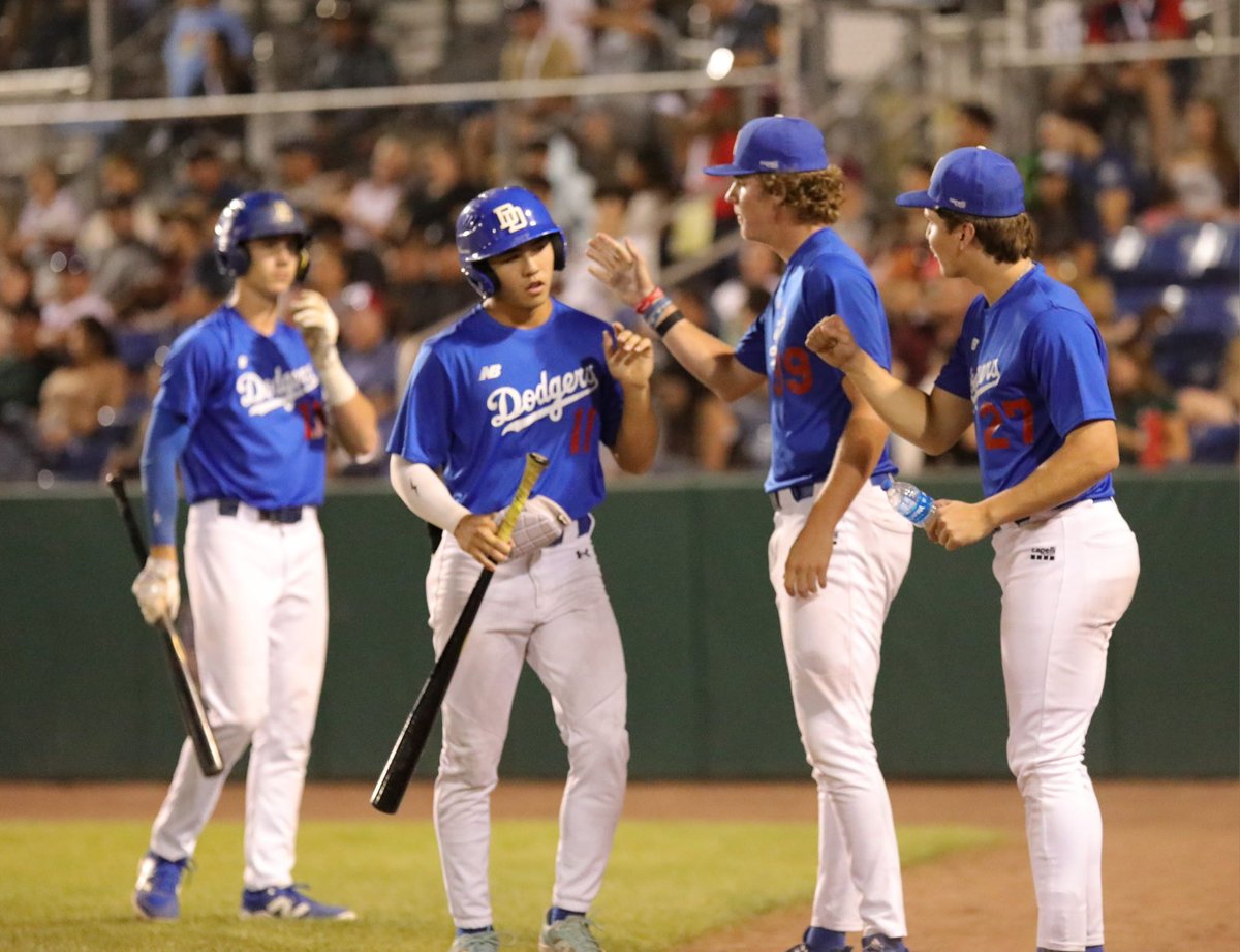 Almost in the 7th inning and the Dodgers keep climbing. 10-0 against Midland SW.