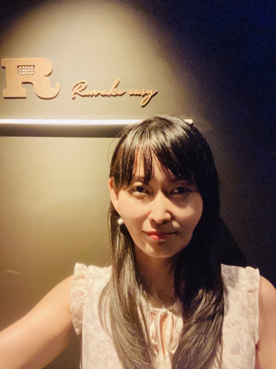 8月1日 リメイクイージー🍸
このかき氷は、味だけじゃなくて雰囲気も癒される！ 失恋のときに来たい空間ˊᵕˋ

女の子をおとすときに利用する男性もいるらしい！どうゆうことや！
 
ズッキー社長😭