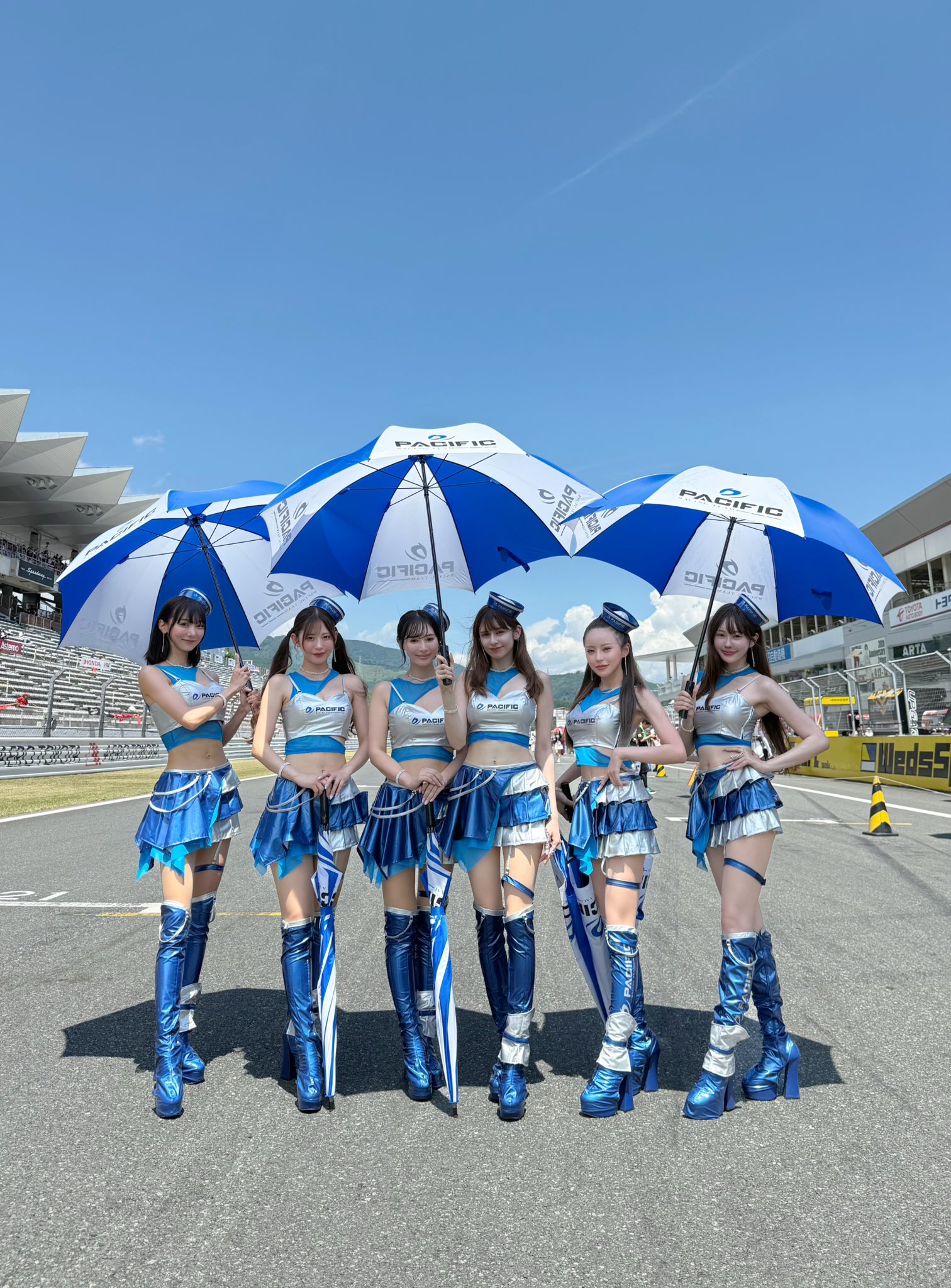 クイーンズパークレンジャース　VIPパス PACIFIC RACING TEAM on X: 