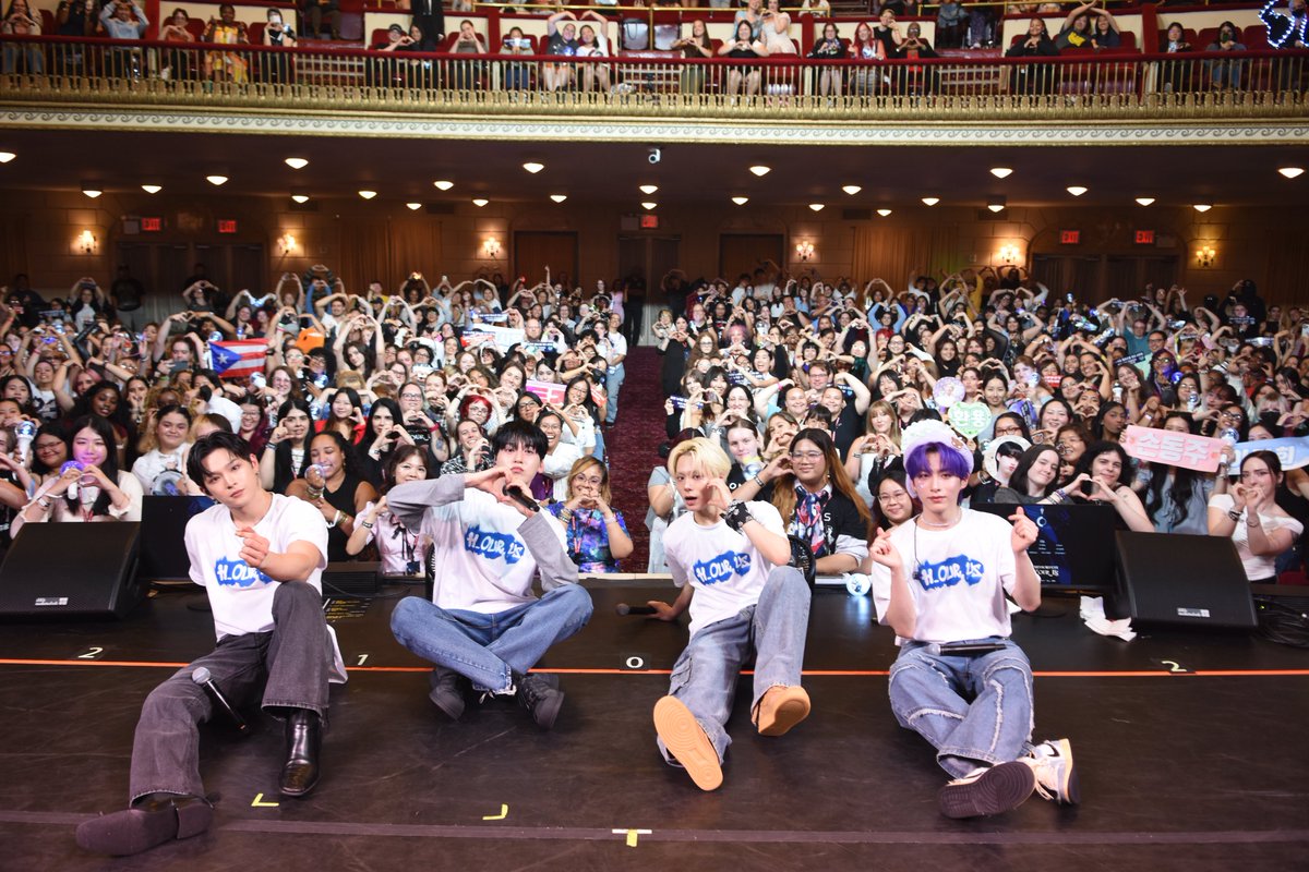 official_ONEUS's tweet photo. [#원어스]

🌏2025 ONEUS WORLD TOUR 
[H_OUR, US] in NEW YORK🌏
 
뉴욕 공연 무사히 마쳤습니다!
뜨겁게 반겨준 투문 덕분에 
정말 행복한 시간이었어요 🔥
다시 한번 느낀 뉴욕의 에너지! 
고마워요 투문 ❤️

We wrapped up our
New York show safely!
Thanks to TOMOON’s amazing
energy, our hearts are full 🔥
New York, you reminded us
once again how powerful! 
Thank you ❤️

#ONEUS #H_OUR_US
#2025ONEUSWORLDTOUR
#ONEUSinNEWYORK