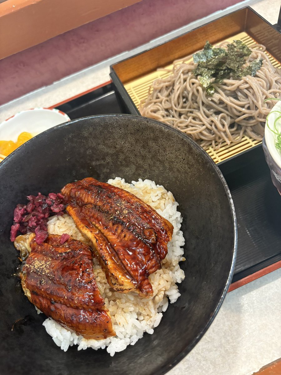 kakeru_index's tweet image. 暑いので、昼から少しだけ贅沢🫣